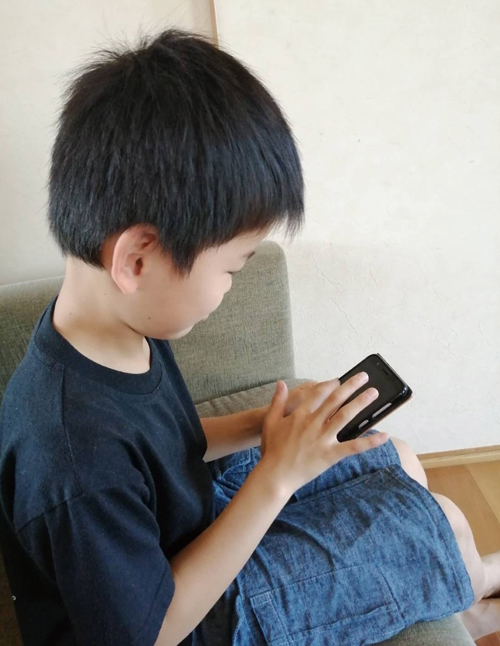 スマホやゲームと弱視