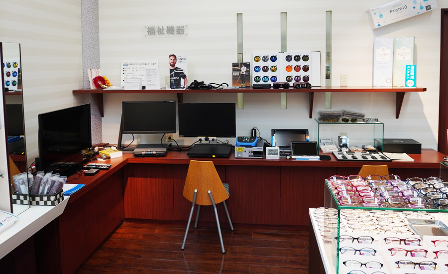 子供眼鏡専門店｜みるみるSHOPのメガネのヨネザワ佐賀本店
